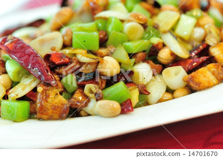 chinese food in white dish for eat chinese food in white dish for eat 14701670