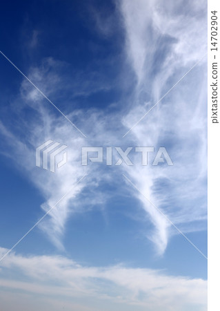 Mysterious clouds and blue sky 14702904