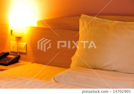 warm bed room 14702905