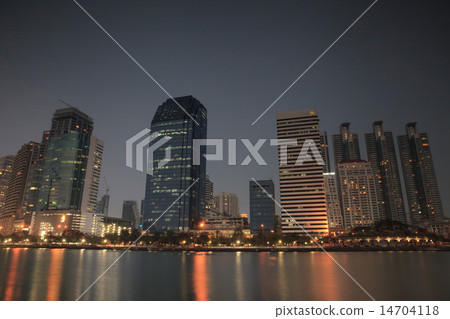 Bangkok city at twilight 14704118