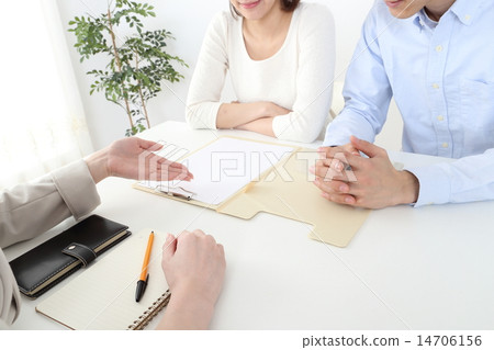 Business negotiation visit sales explanation consultation hand only 14706156