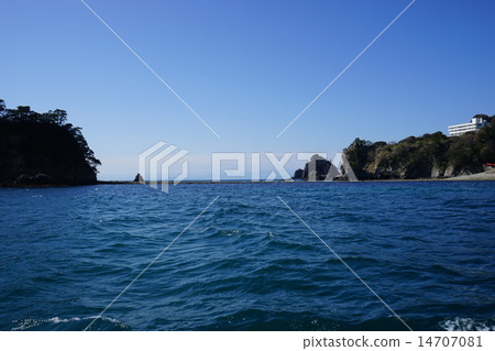March landscape · Nishiizu 20 Sanshirojima March landscape · Nishiizu 20 Sanshirojima 14707081