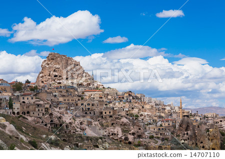 Petrological sites of Cappadocia and the fortification of Uchisar Petrological sites of Cappadocia and the fortification of Uchisar 14707110