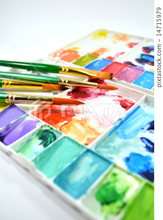 Watercolor palette and paintbrushes Watercolor palette and paintbrushes 14715979
