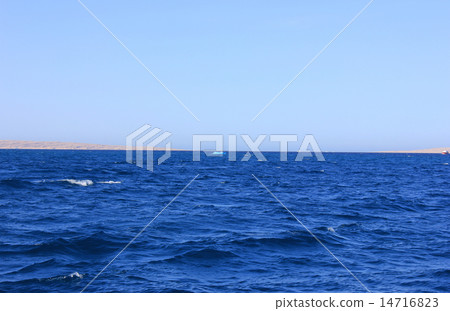 Sea Blue Water Backround. 14716823