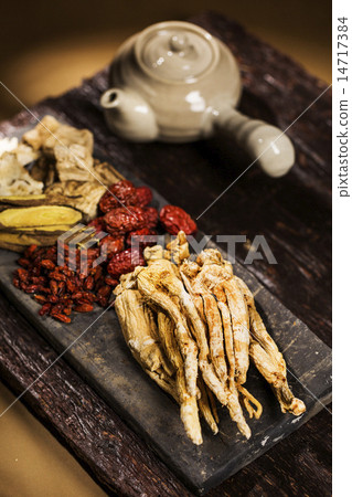 Ginseng Ginseng 14717384