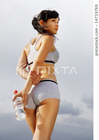 beautiful athletic woman beautiful athletic woman 14719769