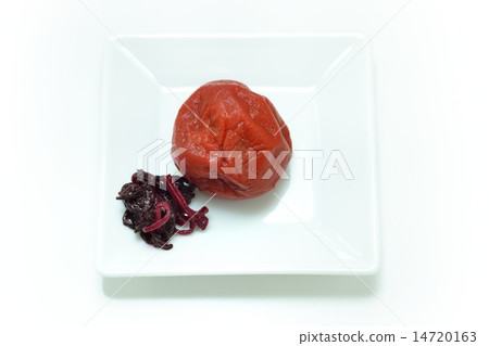Umeboshi在盤子上 14720163