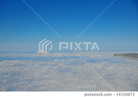 Mt. Fuji seen from an airplane Mt. Fuji seen from an airplane 14720673