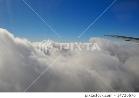 Cloud view from the plane 14720676