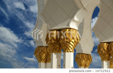 Abu Dhabi Sheikh Zayed White Mosque in UAE Abu Dhabi Sheikh Zayed White Mosque in UAE 14722912