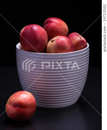 fresh peaches fresh peaches 14723502