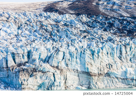 Glacier in Glacier Bay, Alaska. Glacier in Glacier Bay, Alaska. 14725004