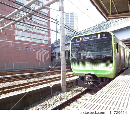 New type Yamanote Line E235 system Outer Osaki Station 14729634