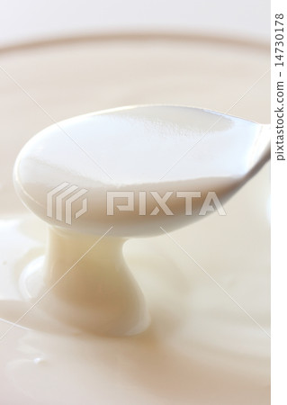 優格  14730178