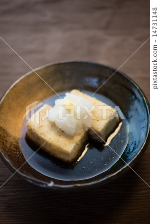 Deep-fried tofu Deep-fried tofu 14731148