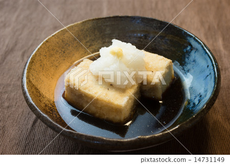 Deep-fried tofu Deep-fried tofu 14731149