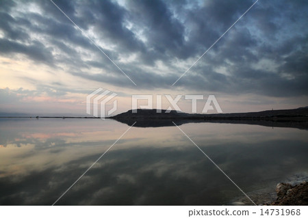 Sunrise over the Dead Sea 14731968