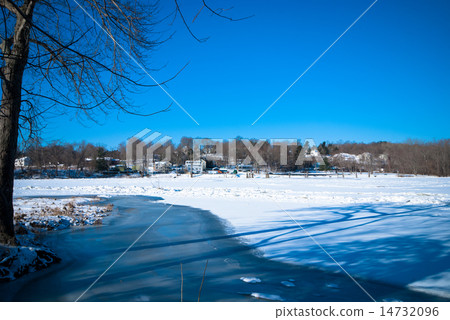 Winter landscape, winter scenery, housing 14732096