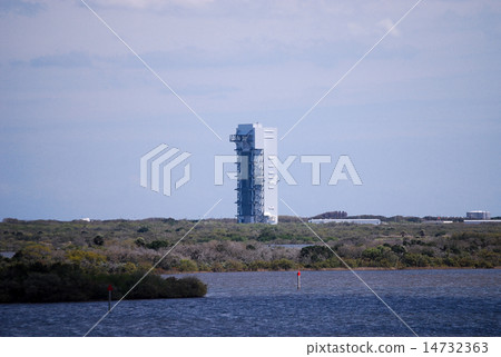 kennedy space center, orlando, launching pad 14732363