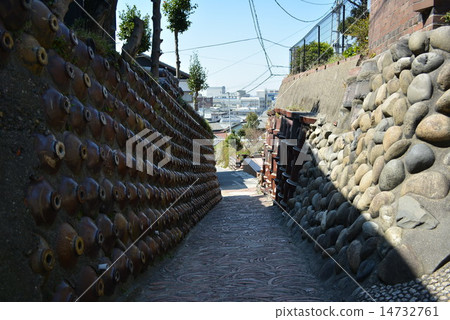 Tonozaka of Tokoname-san Road 14732761