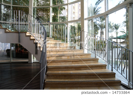 Spiral staircase 14733864