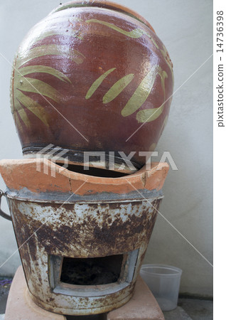 stove traditional firewood grill jar concept stove traditional firewood grill jar concept 14736398