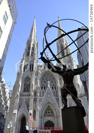 Atlas and St. Patrick from the left 14736464