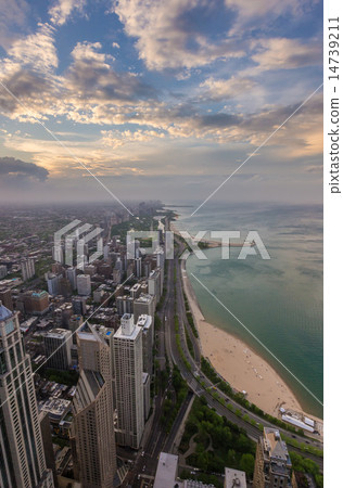 Chicago skyline and lake Michigan at sunset 14739211