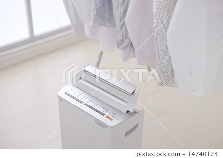 Room drying 14740123