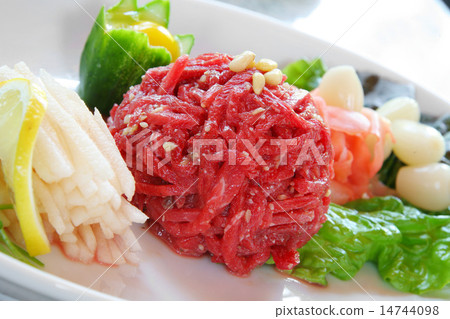 Korean food Yukke Korean food yukhoe 14744098