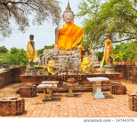 Wat Wora Pho 14744379