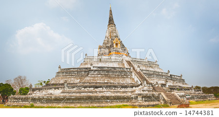 Wat Phu khao Thong Wat Phu khao Thong 14744381