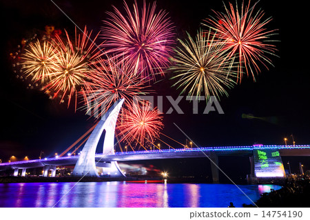 大鵬灣煙火 14754190