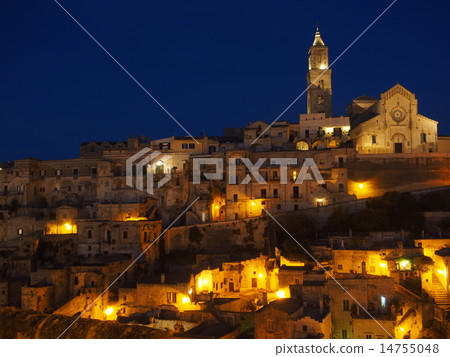 馬泰拉的夜景 14755048