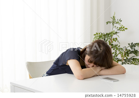 活著的小姐 活著的小姐 14755928