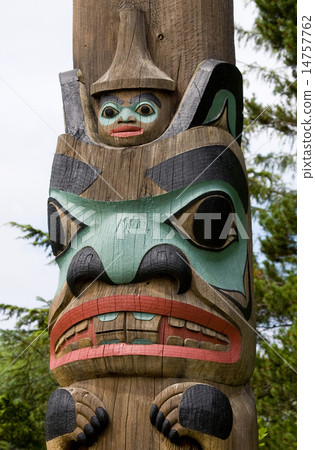 A Native American totem pole A Native American totem pole 14757762