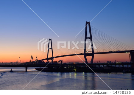 特里頓的風景 特里頓的風景 14758126