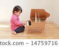 孩子們玩玩具鋼琴 14759716
