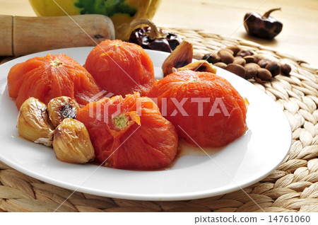 ingredients to prepare romesco sauce typical of Catalonia, Spain 14761060