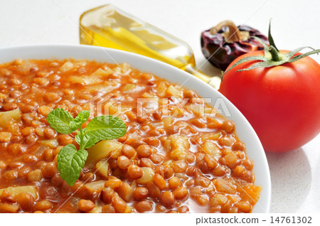 lentil stew 14761302