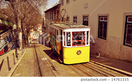 historical Gloria Funicular in Lisbon, Portugal 14761335