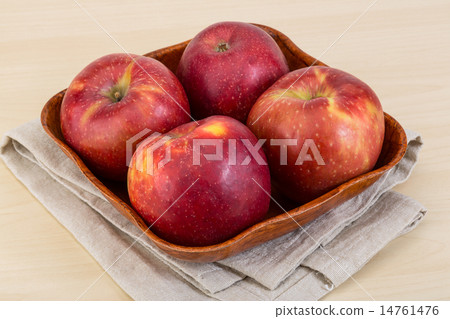 Red apples Red apples 14761476