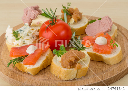 Assorted tapas Assorted tapas 14761841