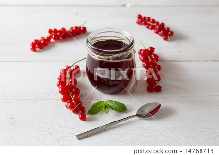 Currant jam in a jar 14768713