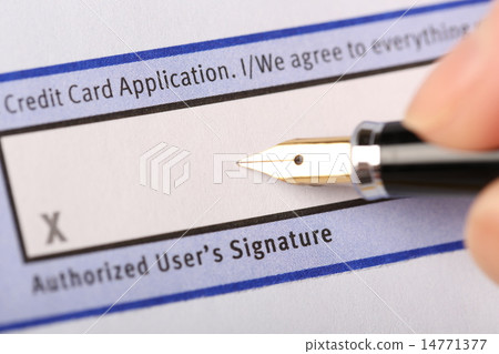 Authorized user's signature Authorized user's signature 14771377