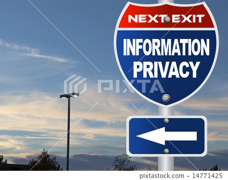 圖庫照片: information privacy road sign