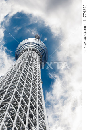 Tokyo Sky Tree against the sky 14774291