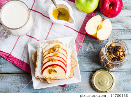 bran toast with cheese, apple and dried fruits bran toast with cheese, apple and dried fruits 14780188