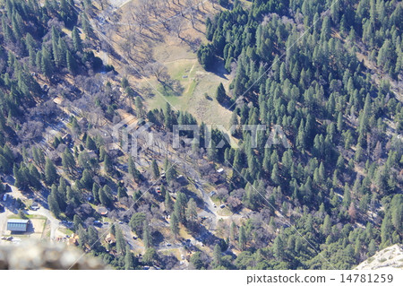 約塞米蒂秋天小徑/約塞米蒂國家公園 14781259